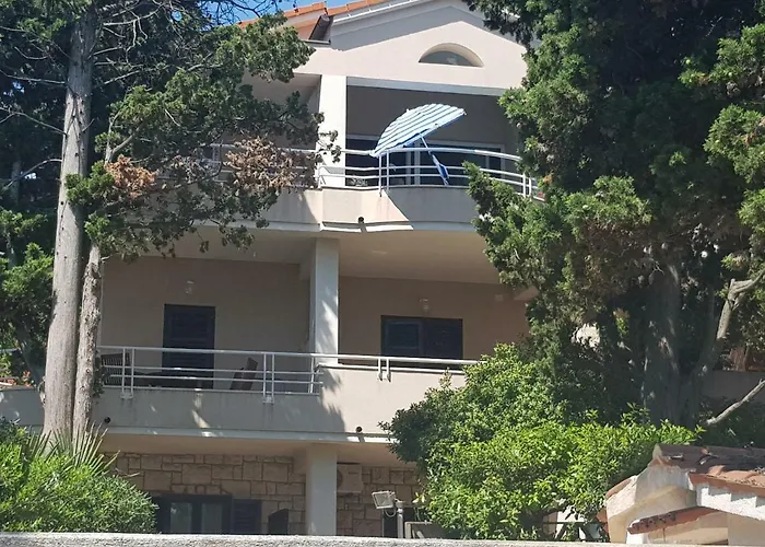 Mare Azzurro Apartments *